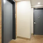 75-5C 3Br Brand New Luxury Duplex W&D Elevator